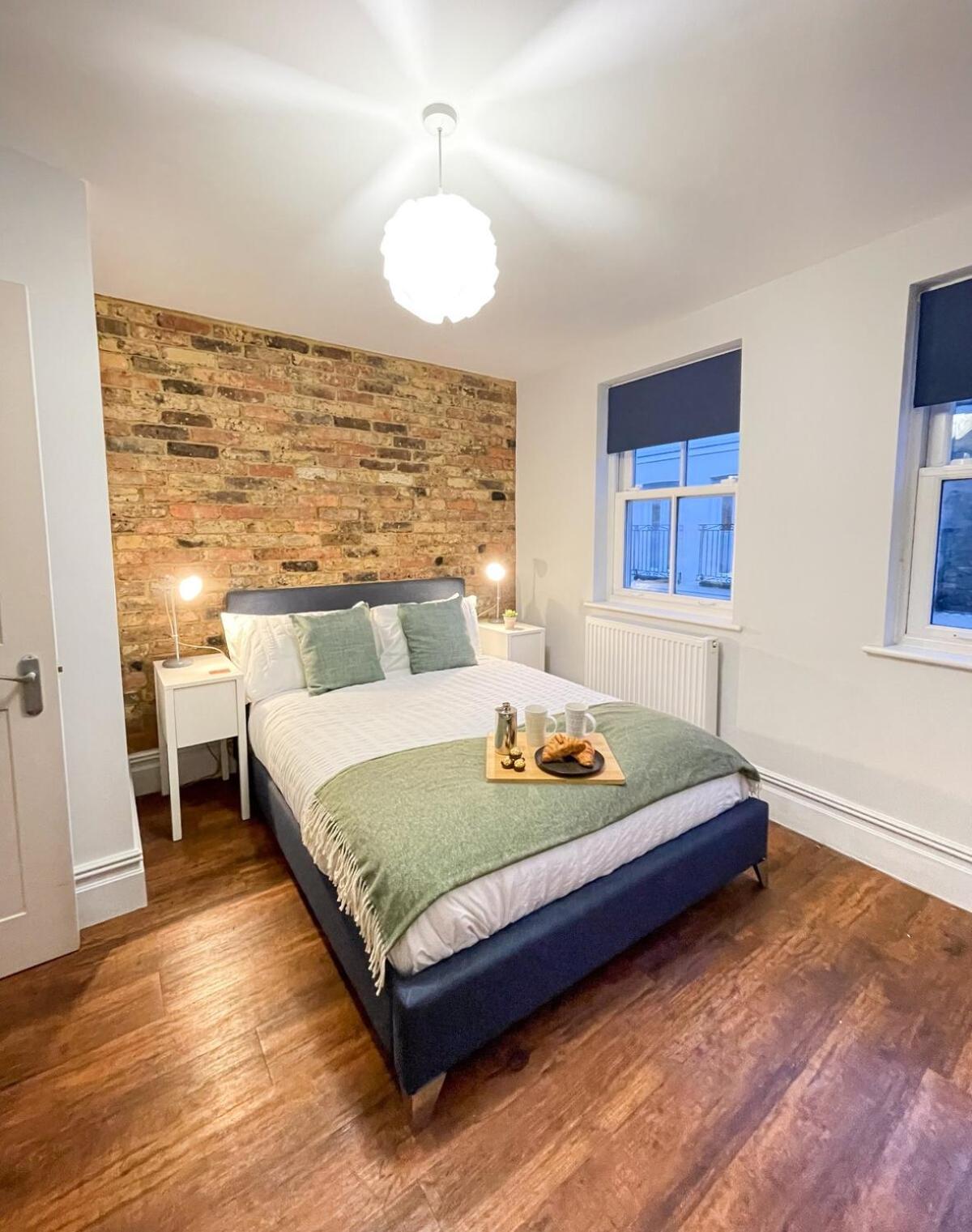 Stunning Seaside 2-bedroom Townhouse With Patio, Sleeps 6 Casa vacanze Hove